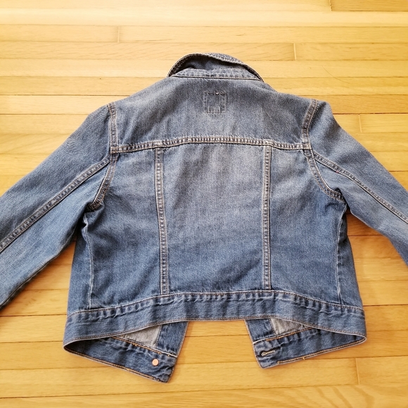 Old Navy Cropped Denim Jacket - Picture 7 of 7